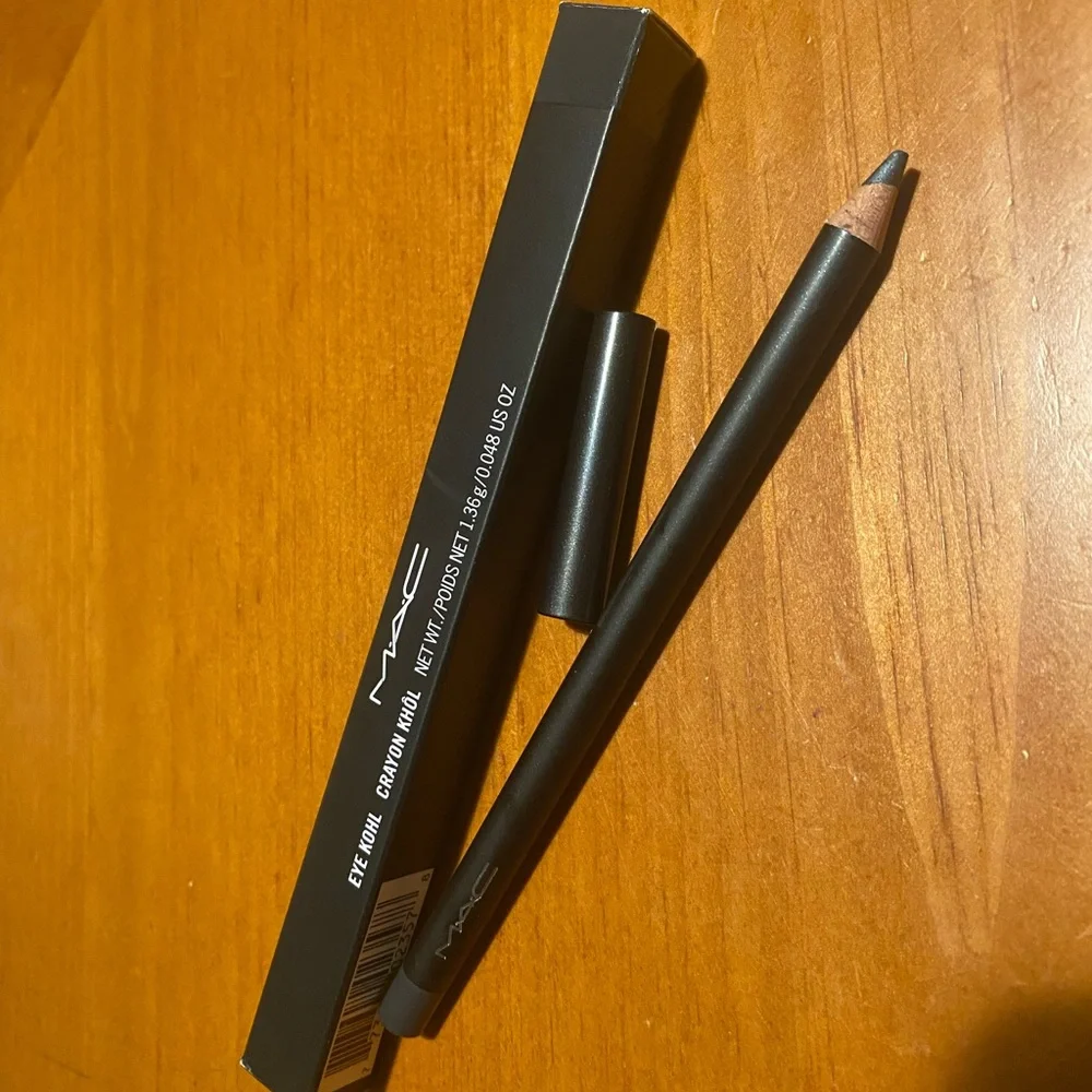 MAC Eye Kohl Eye Pencil Phone Number